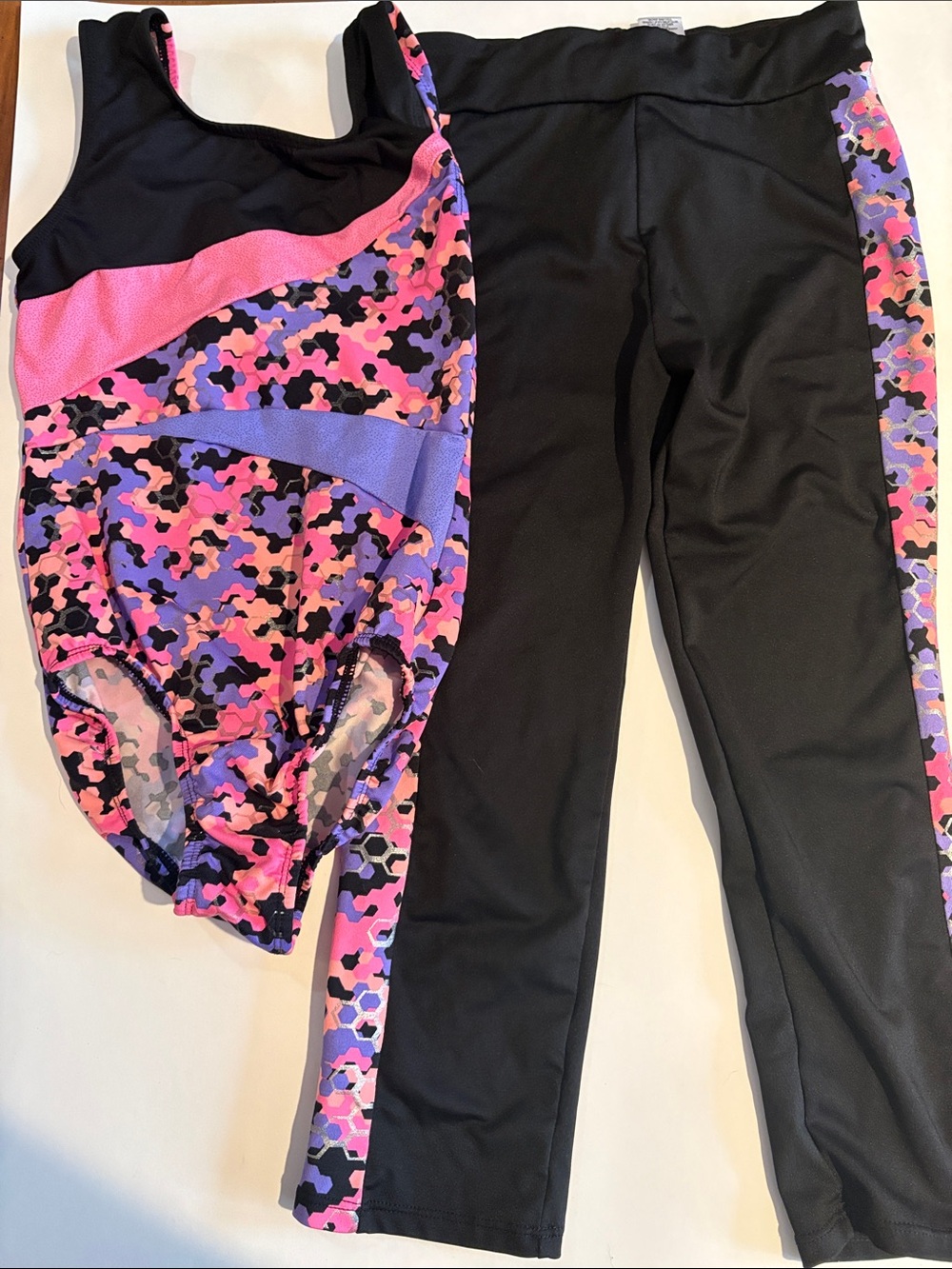 Girls Leotard + matching pants with bonus Leo! - Girls size 10/12
